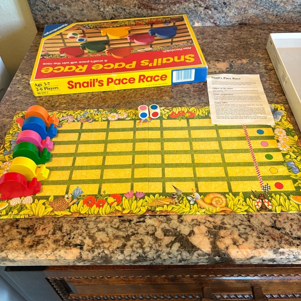 Vintage Ravensburger Snail's Pace Race Family Board Game - Multicolor - Picture 5 of 7